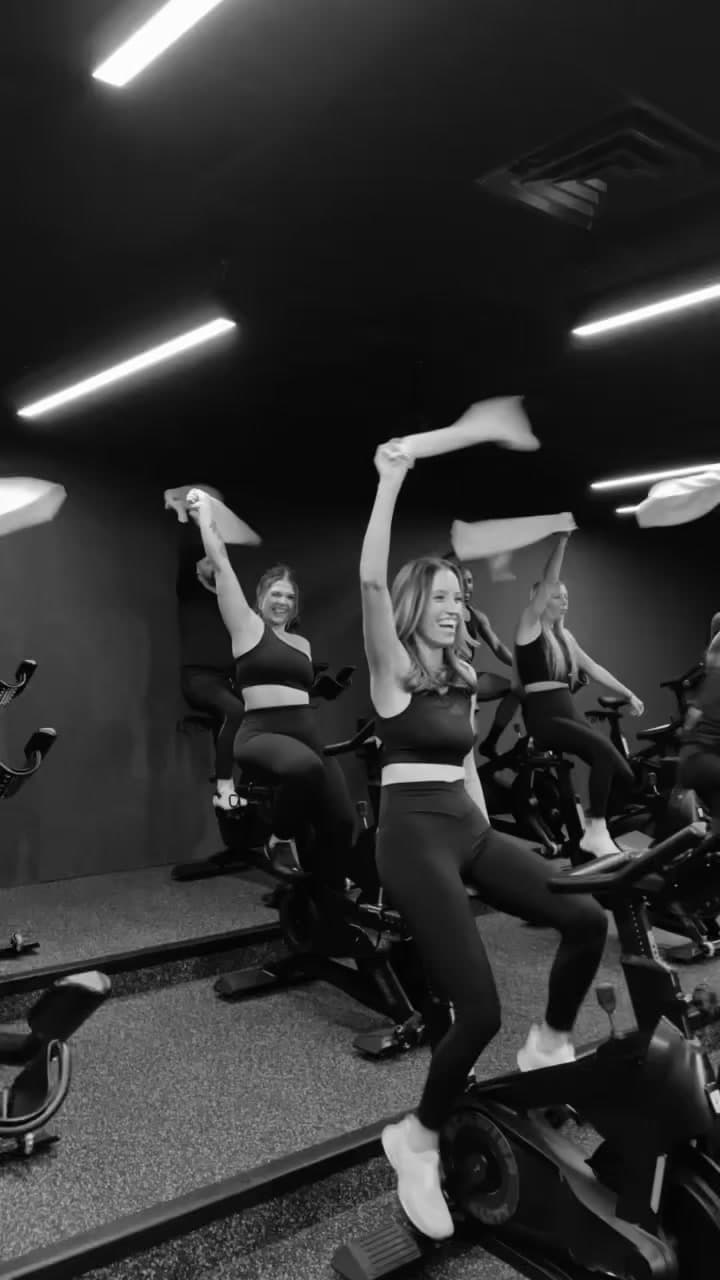 Cycle class waving towels